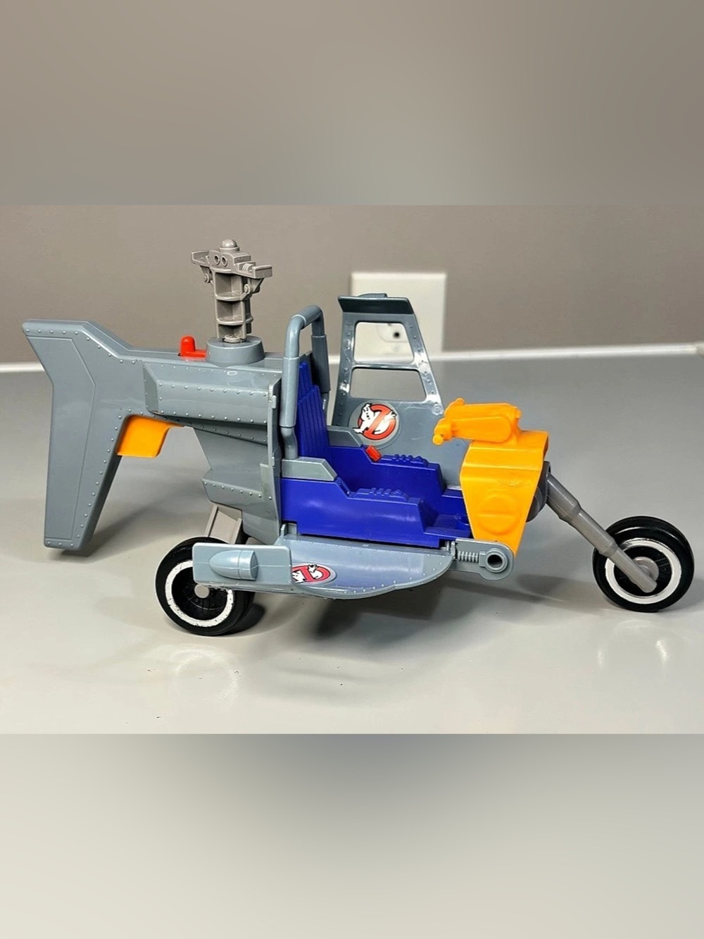 Ghostbusters Ecto-2 Helicopter (1986) in Grey/Orange with decals by Kenner